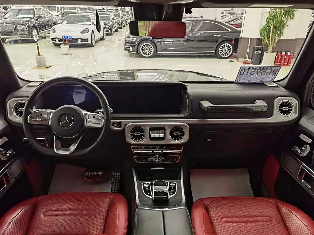 Mercedes-Benz G-Class 2023 — фото 12