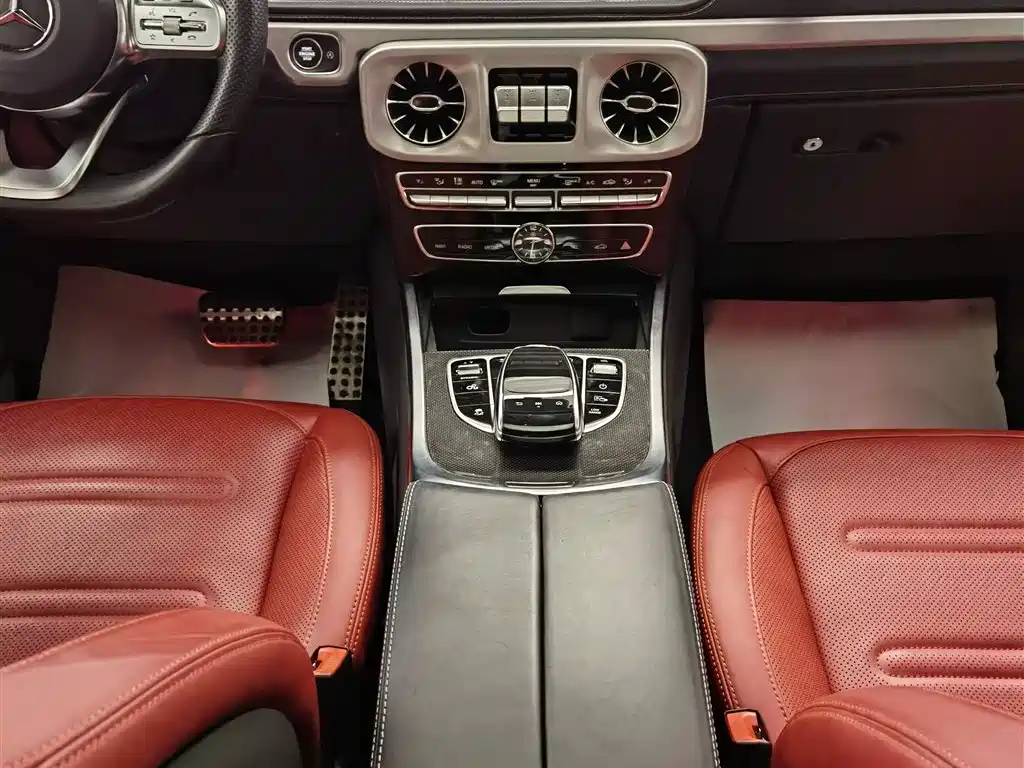 Mercedes-Benz G-Class 2023 — фото 14