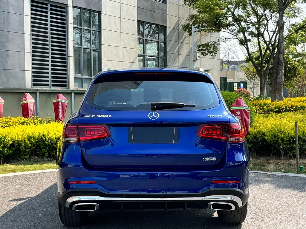 Mercedes-Benz GLC 2020 — фото 31