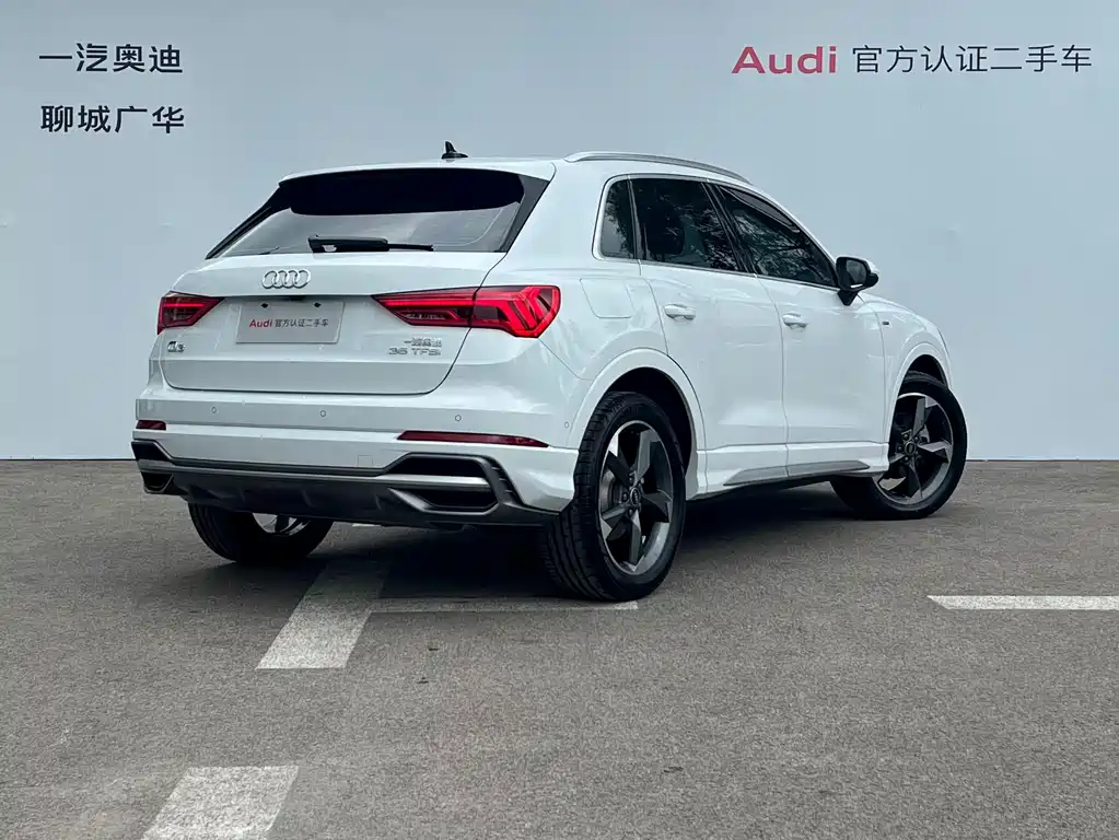 Audi Q3 2023 — фото 4