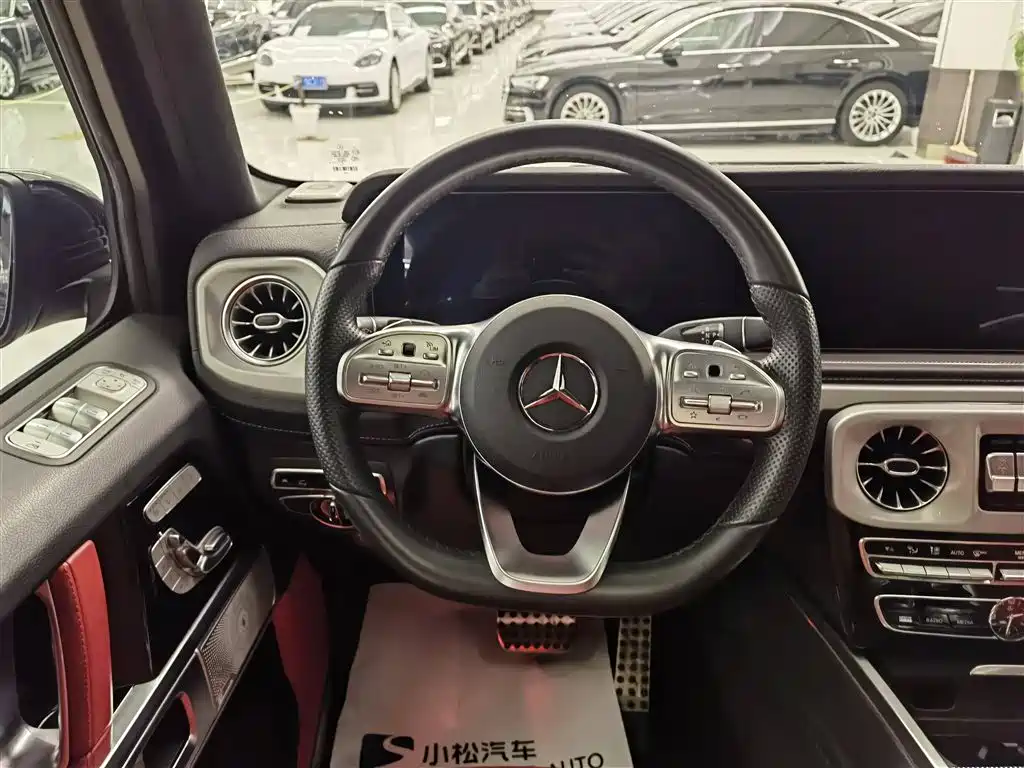 Mercedes-Benz G-Class 2023 — фото 13