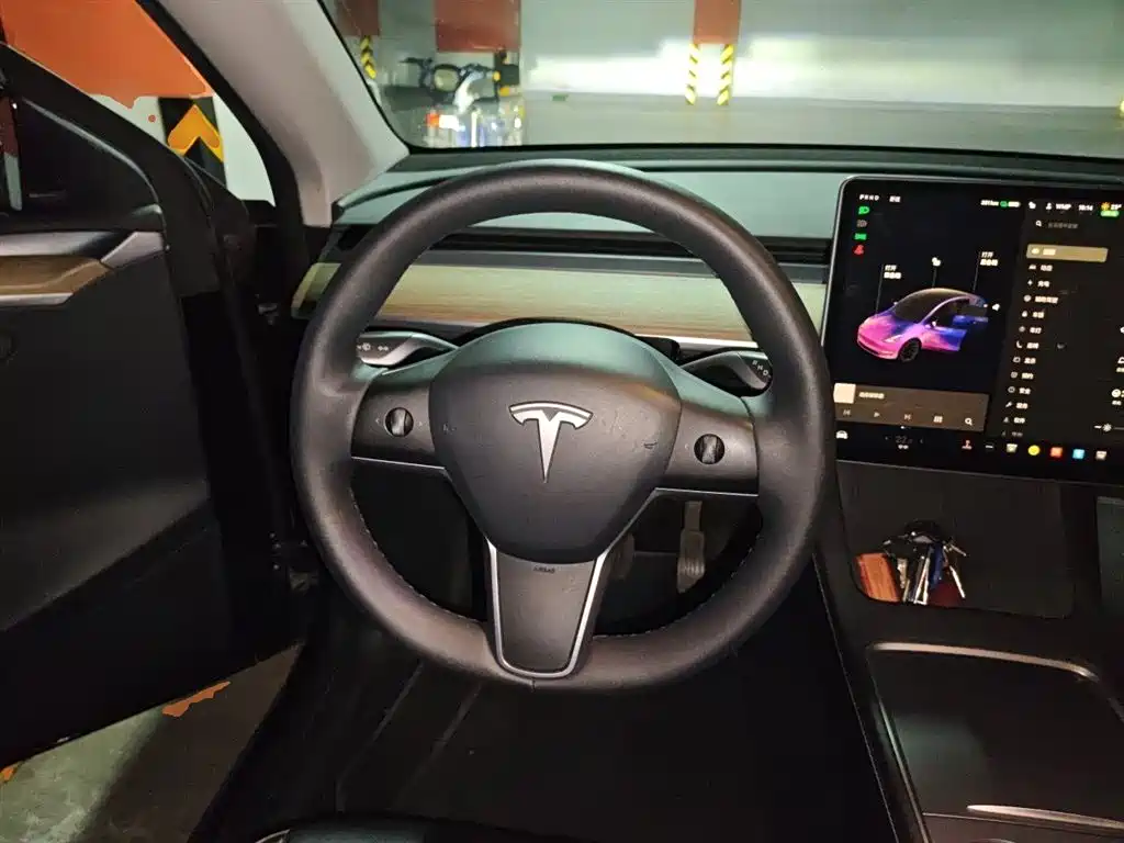 Tesla Model Y 2021 — фото 11