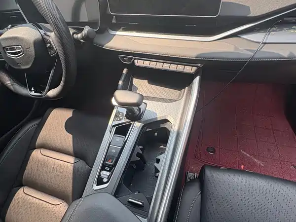 Geely Xingrui 2023