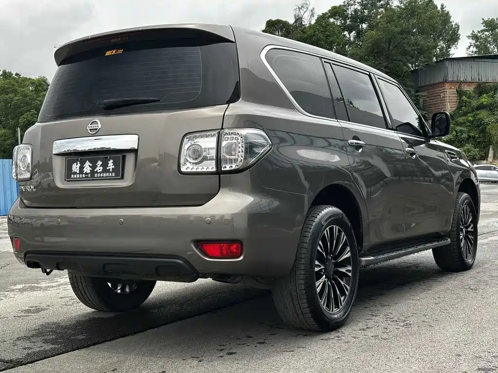 Nissan Patrol 2019 — фото 10