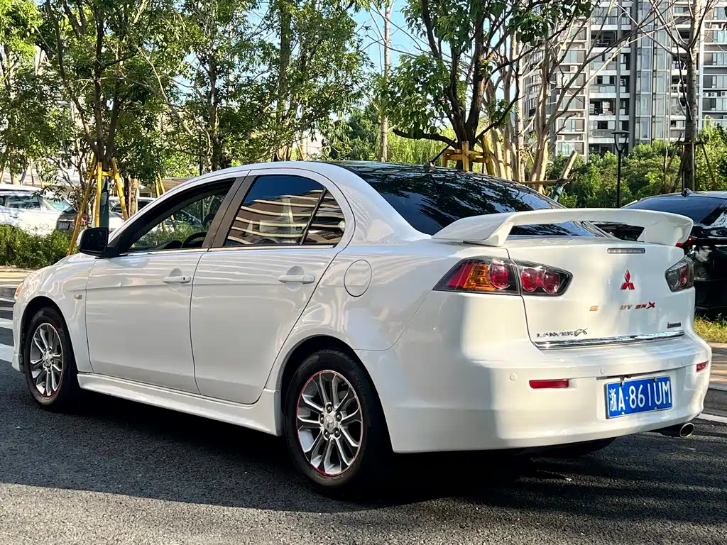 Mitsubishi Lancer EX 2012 — фото 7