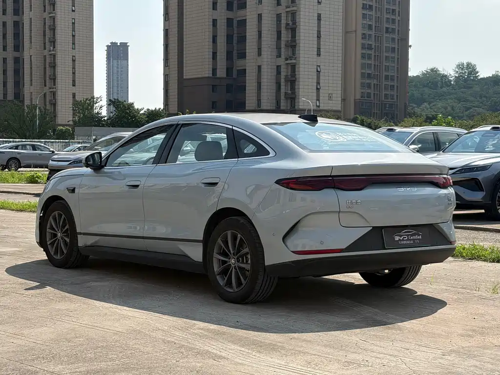 BYD Qin L 2025 — фото 8