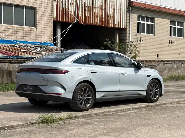 BYD Qin L 2025