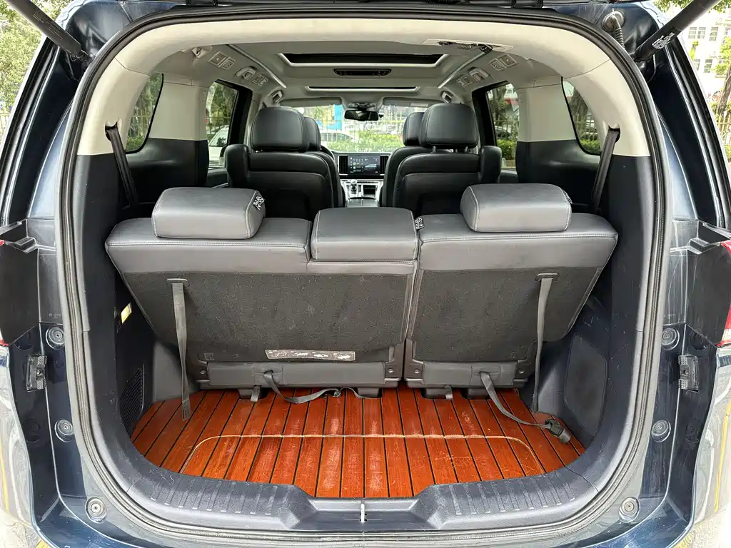 GAC Motor Trumpchi M8 2021 — фото 20