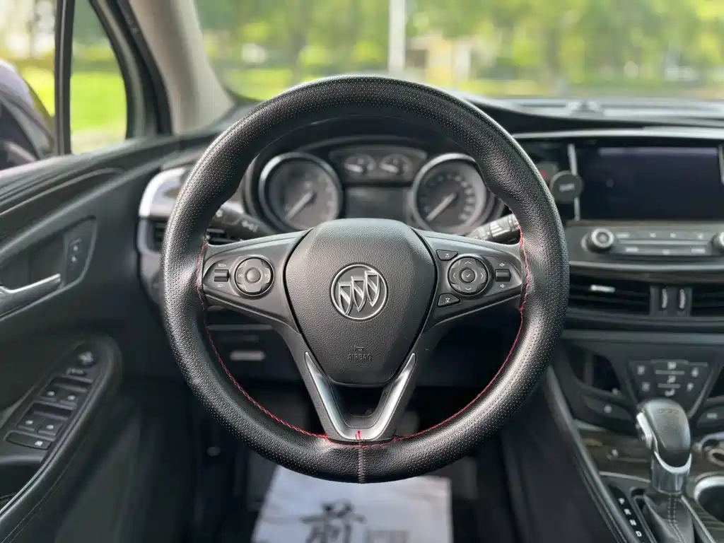 Buick Envision Plus 2021 — фото 18