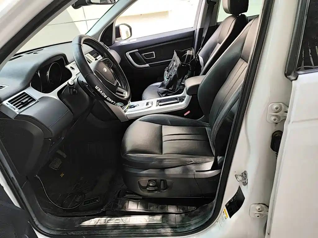 Land Rover Discovery Sport 2018 — фото 15