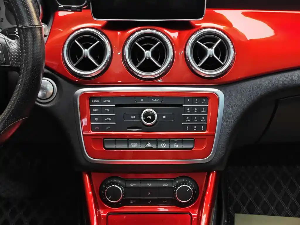 Mercedes-Benz GLA 2016 — фото 19