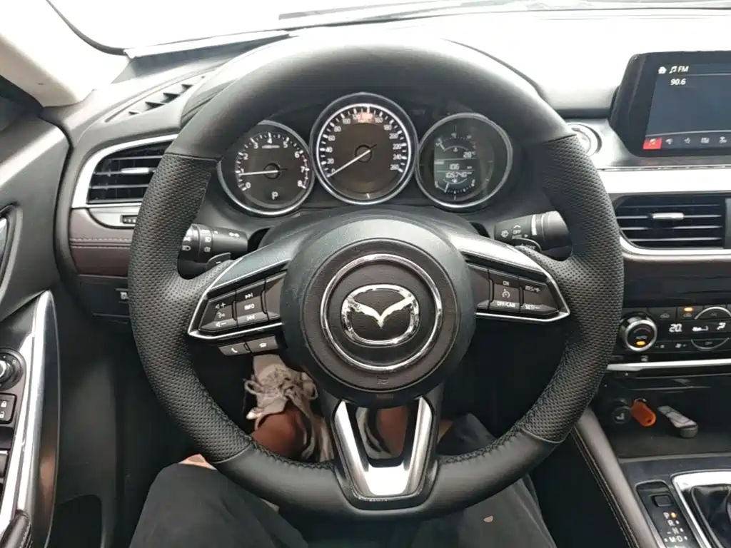 Mazda Atenza 2018 — фото 11
