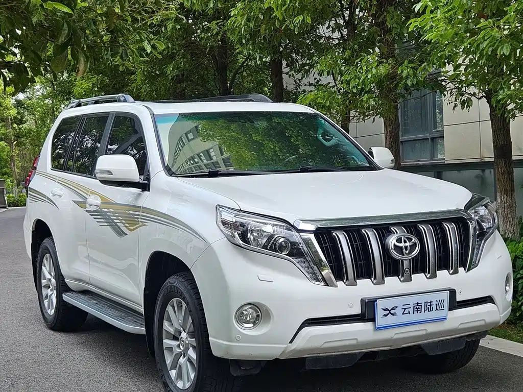 Toyota Prado 2014 — фото 2
