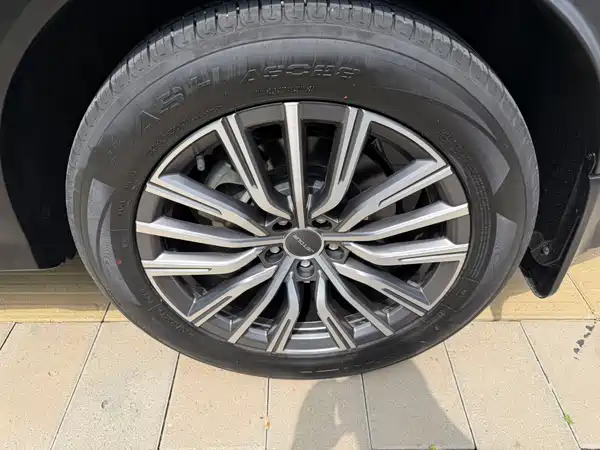 Jetour X70 PLUS 2023