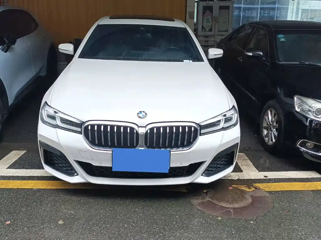 BMW 5 Series 2022