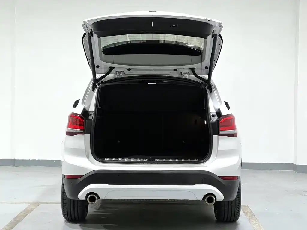 BMW X1 2020 — фото 8
