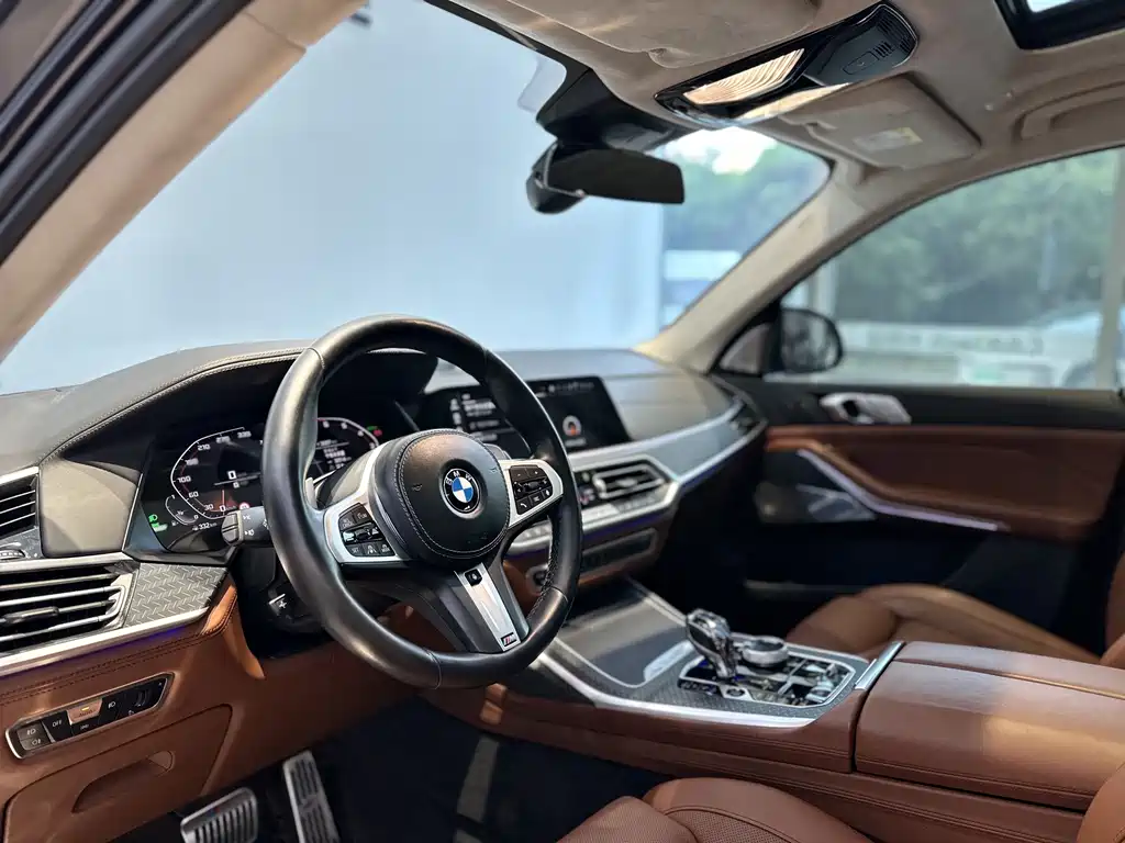 BMW X7 2022 — фото 6