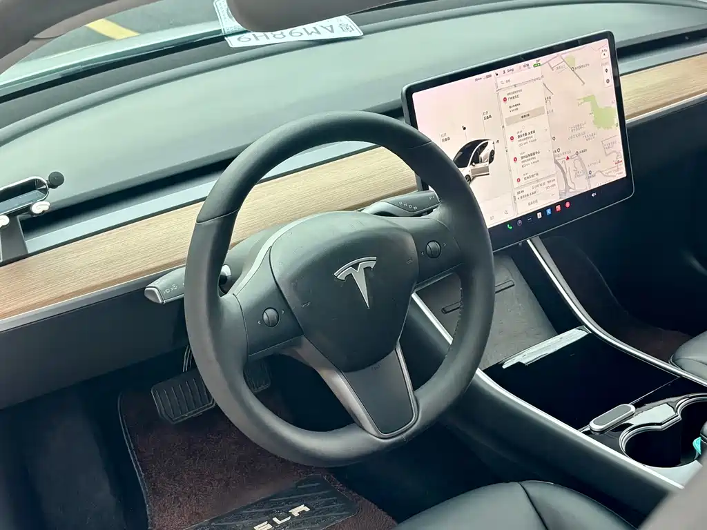 Tesla Model 3 2019 — фото 9