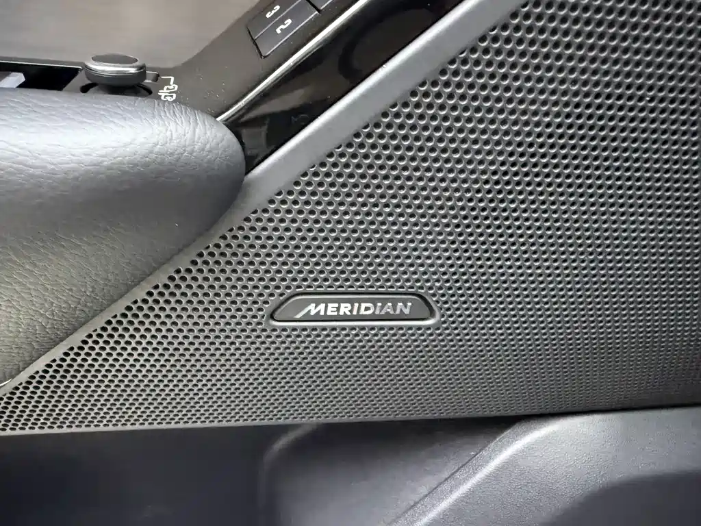 Land Rover Velar 2020 — фото 14