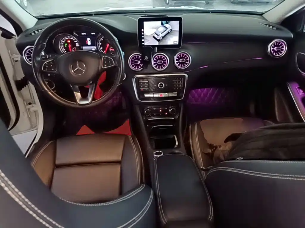 Mercedes-Benz GLA 2018 — фото 10
