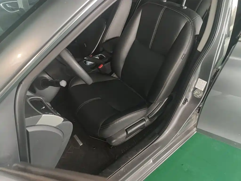 Nissan Sylphy 2025 — фото 15