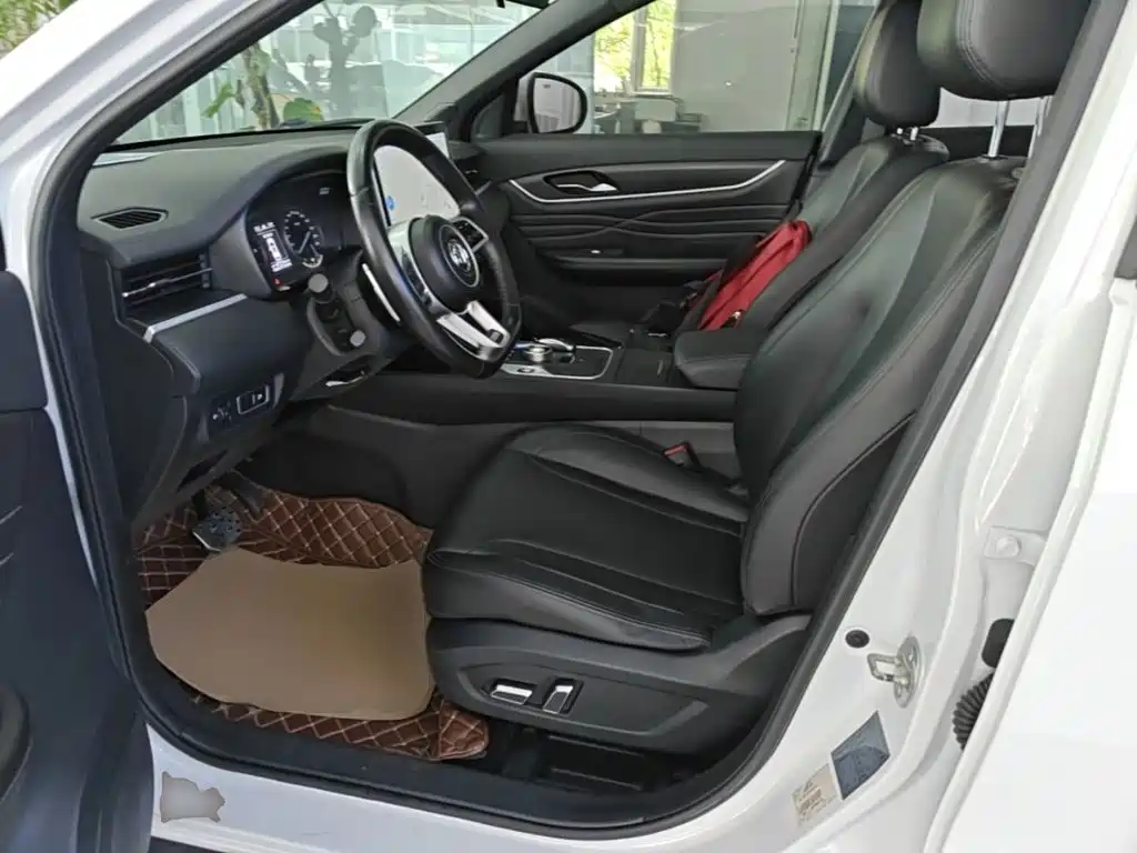 Dongfeng Fengguang 580Pro 2020 — фото 15