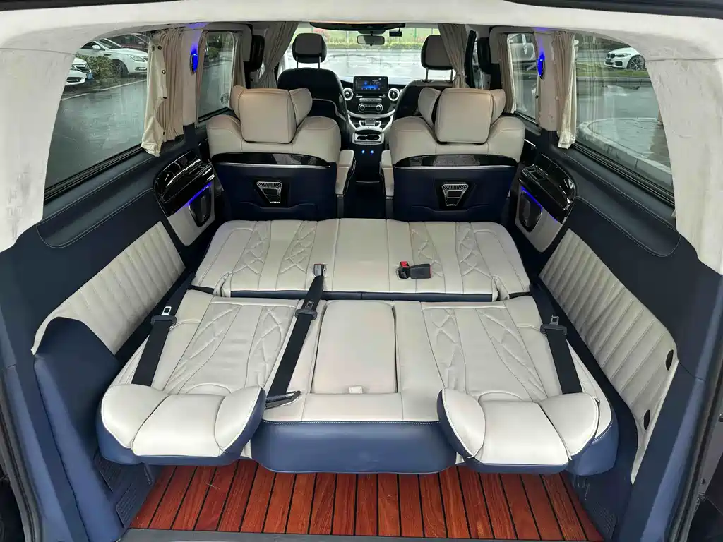 Mercedes-Benz Vito 2022 — фото 12