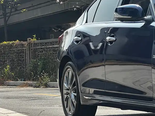 Infiniti Q50L 2018