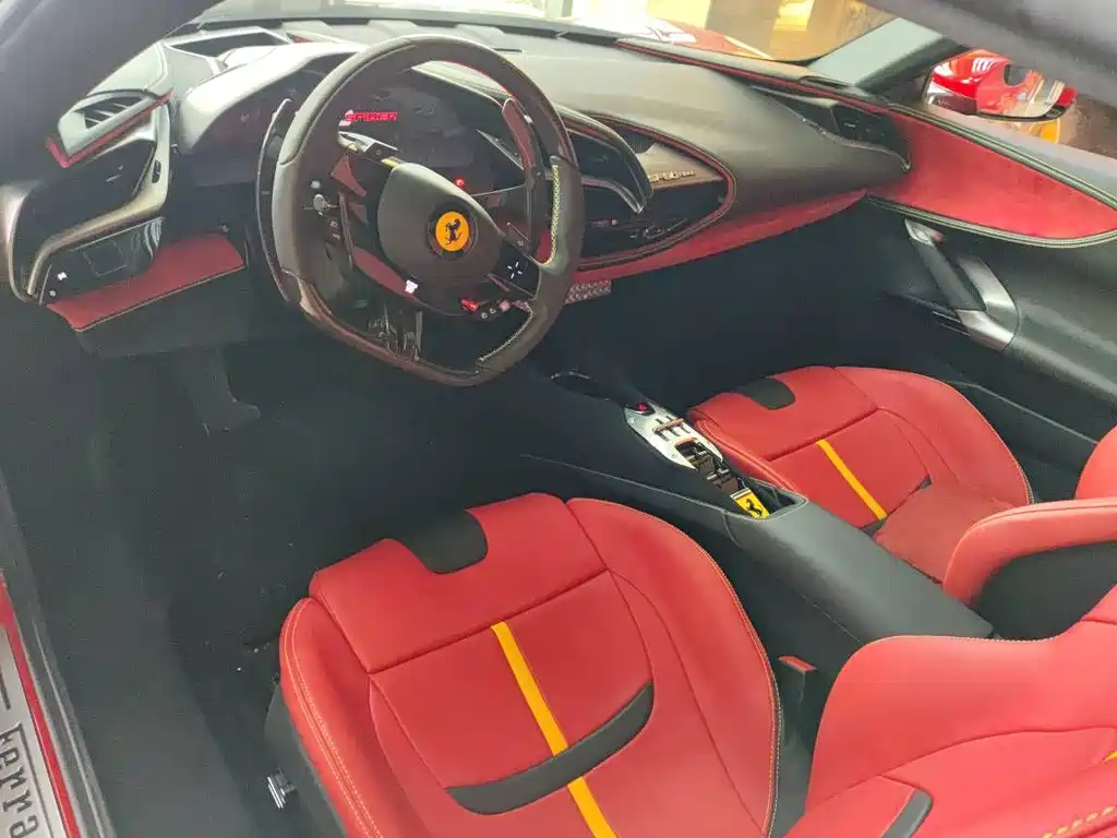Ferrari SF90 2024 — фото 13