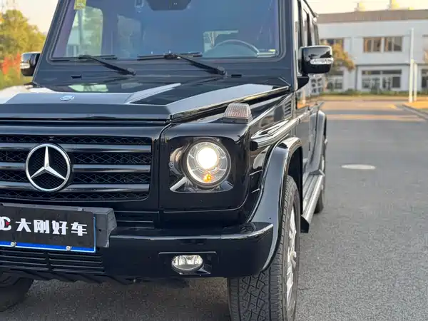 Mercedes-Benz G-Class 2011