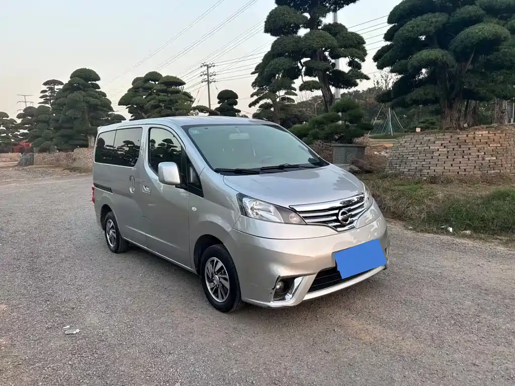 Nissan NV200 2018 — фото 3