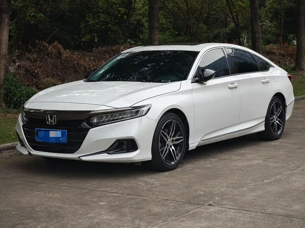 Honda Accord 2023 — фото 1
