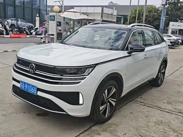 Volkswagen Tavendor 2023
