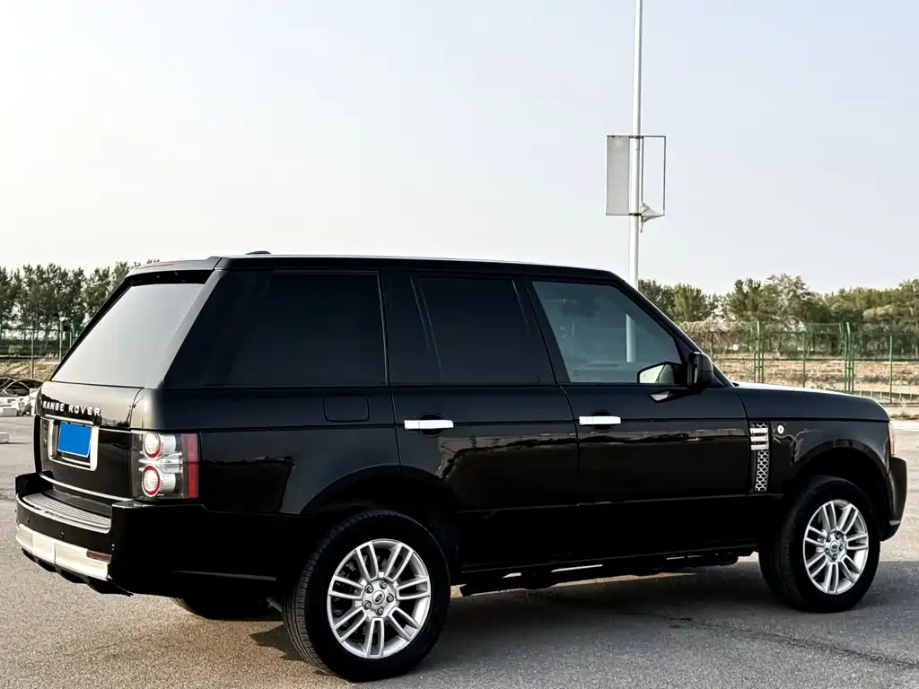 Land Rover Range Rover 2010 — фото 9
