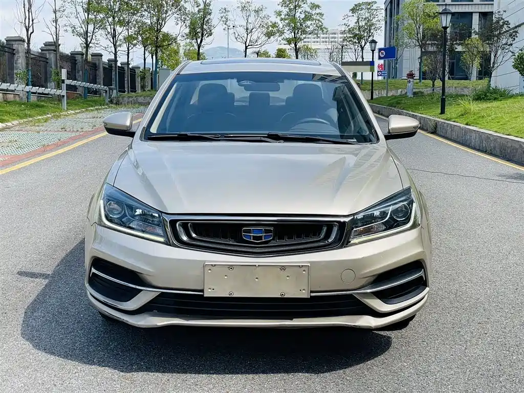 Geely Emgrand 2018
