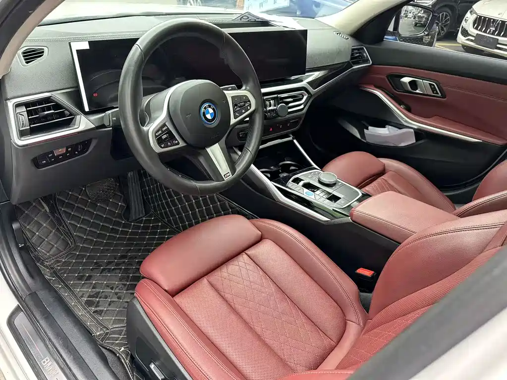 BMW i3 2024 — фото 10