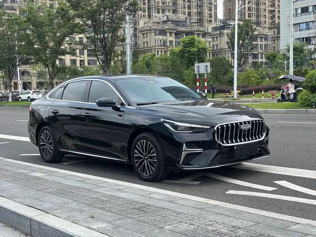 Geely Emgrand 2026