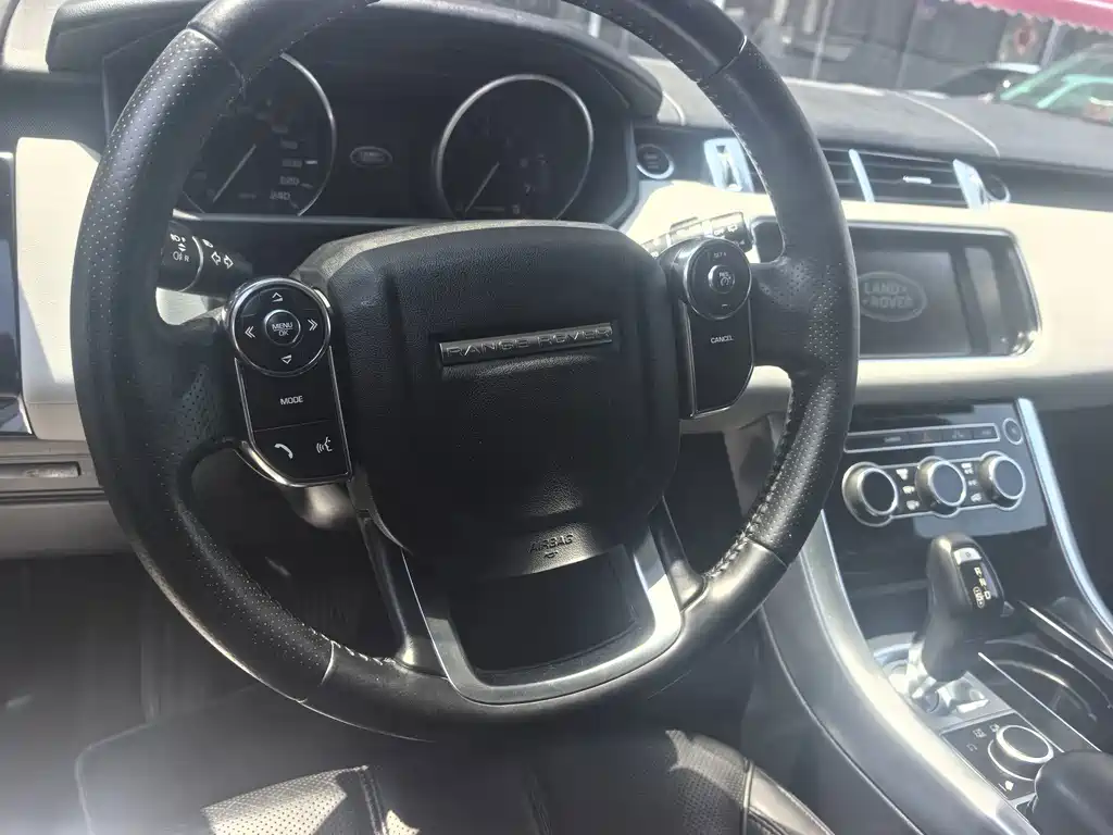 Land Rover Range Rover Sport 2013 — фото 11