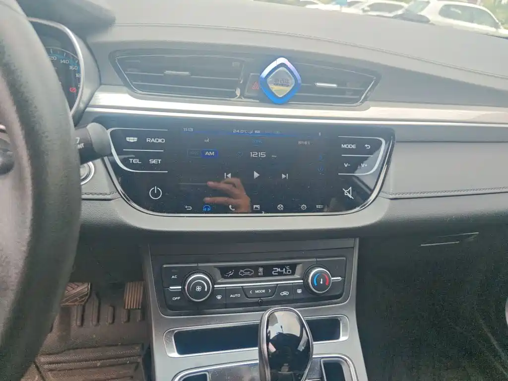 Geely Emgrand 2020