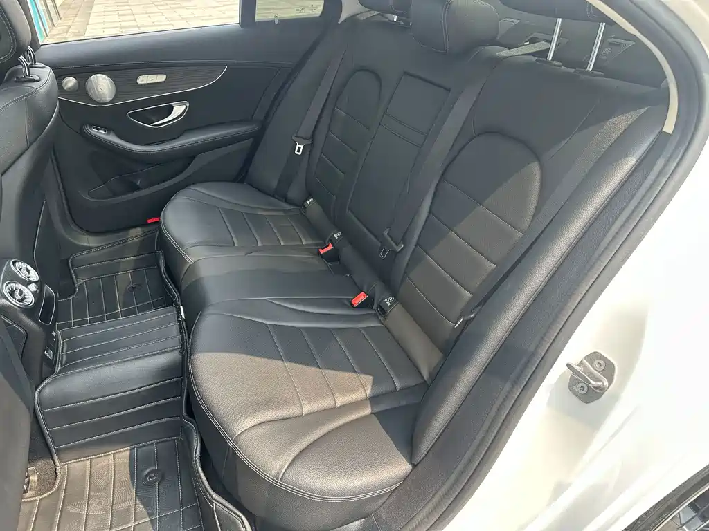 Mercedes-Benz C-Class 2021 — фото 18