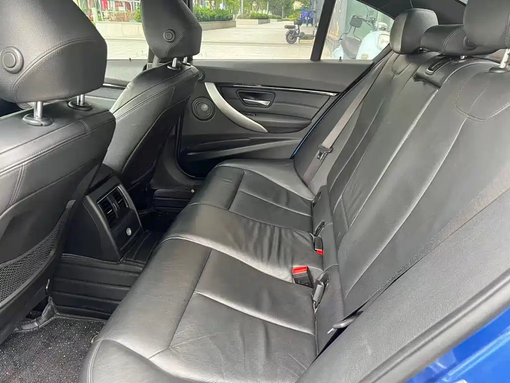 BMW 3 Series 2016