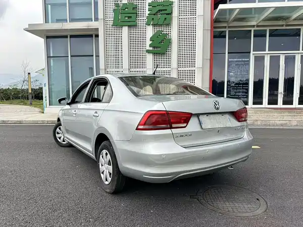 Volkswagen Santana 2014