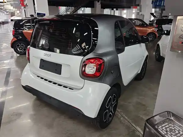 smart fortwo 2019