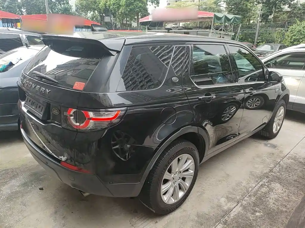 Land Rover Discovery Sport 2017 — фото 7