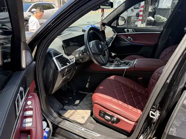 BMW X5 2025