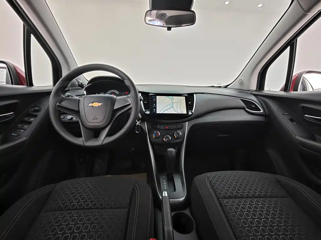 Chevrolet Trax 2017 — фото 9
