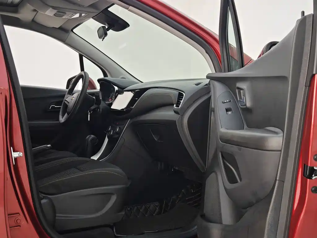 Chevrolet Trax 2017 — фото 15