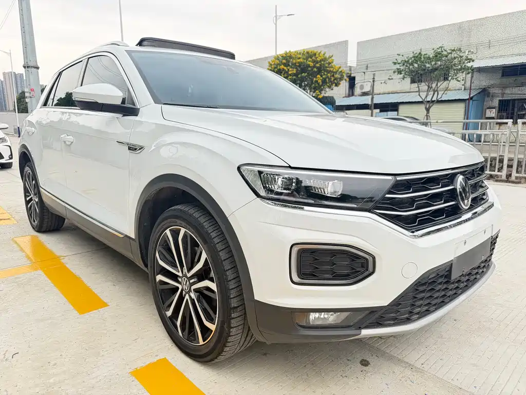 Volkswagen T-Roc 2021 — фото 3