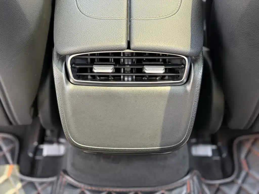 Mercedes-Benz EQE 2023 — фото 14