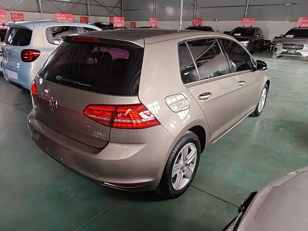 Volkswagen Golf 2016